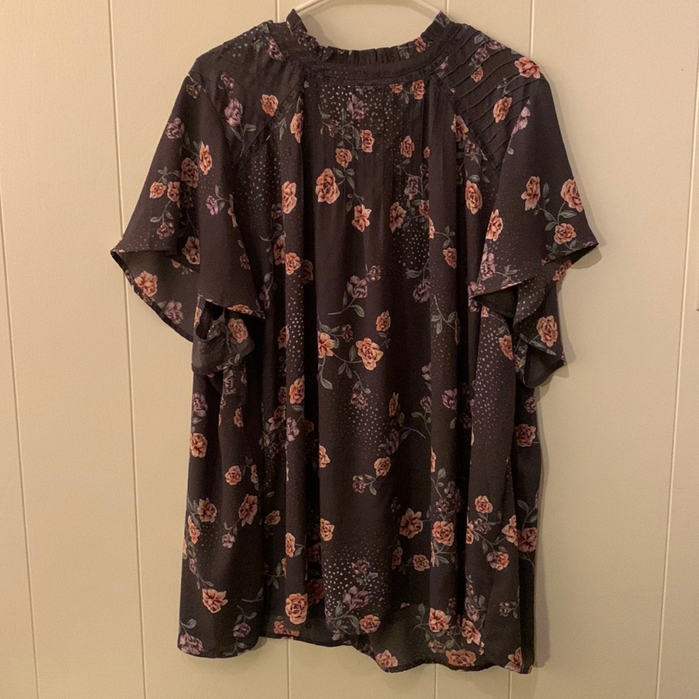 Torrid High neck gray floral dress shirt